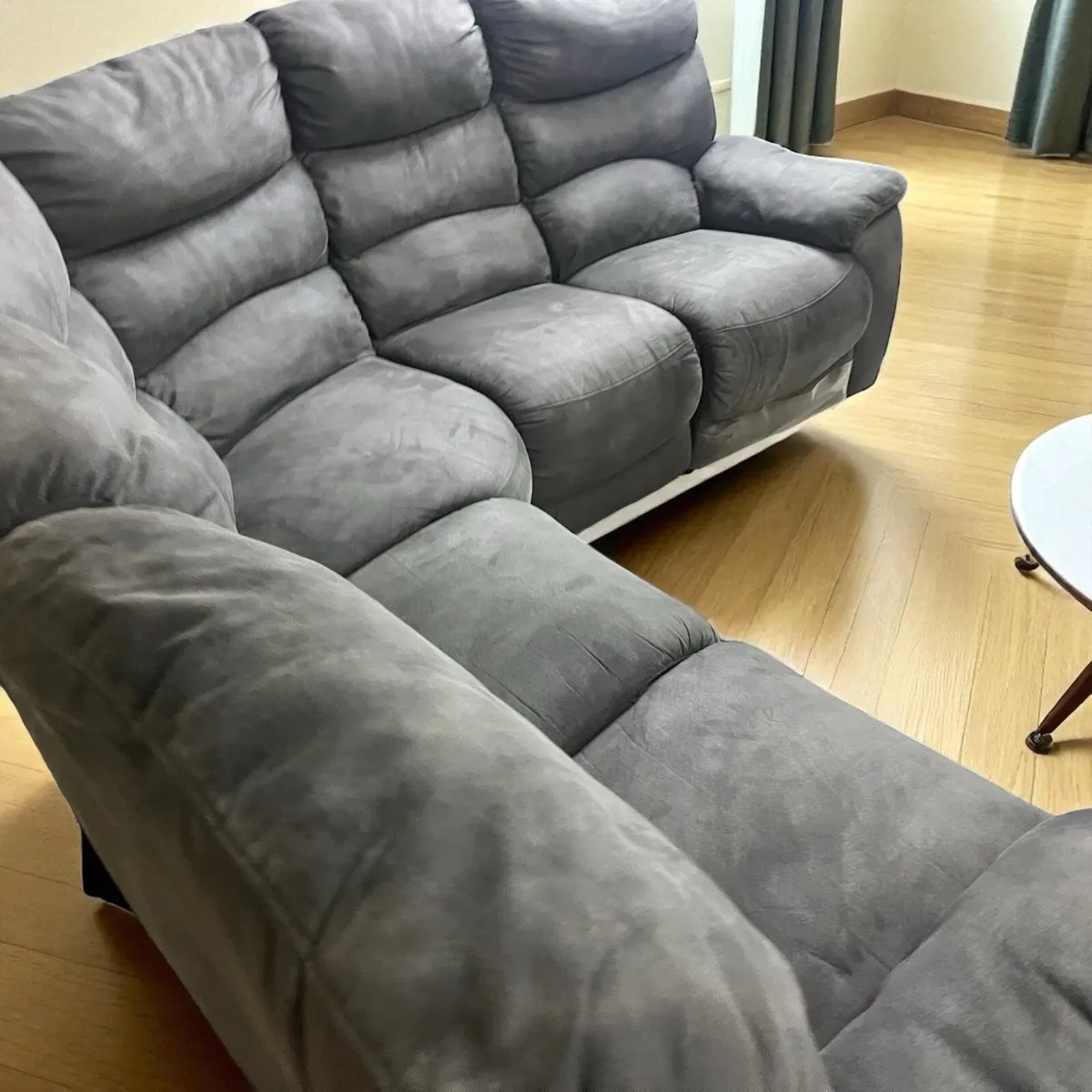 Grey corner recliner sofa Delivery available - Image 3