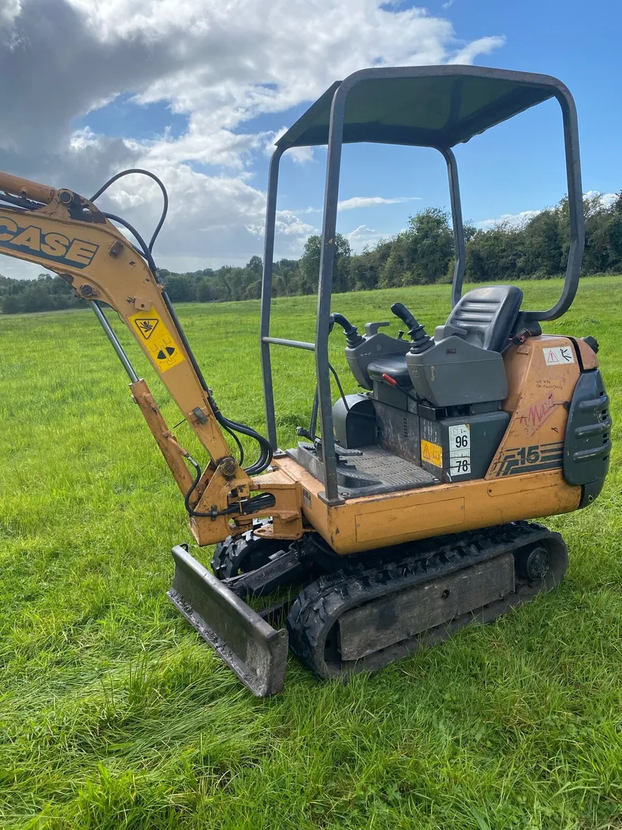 Mini digger Case 1.5 ton - Image 2