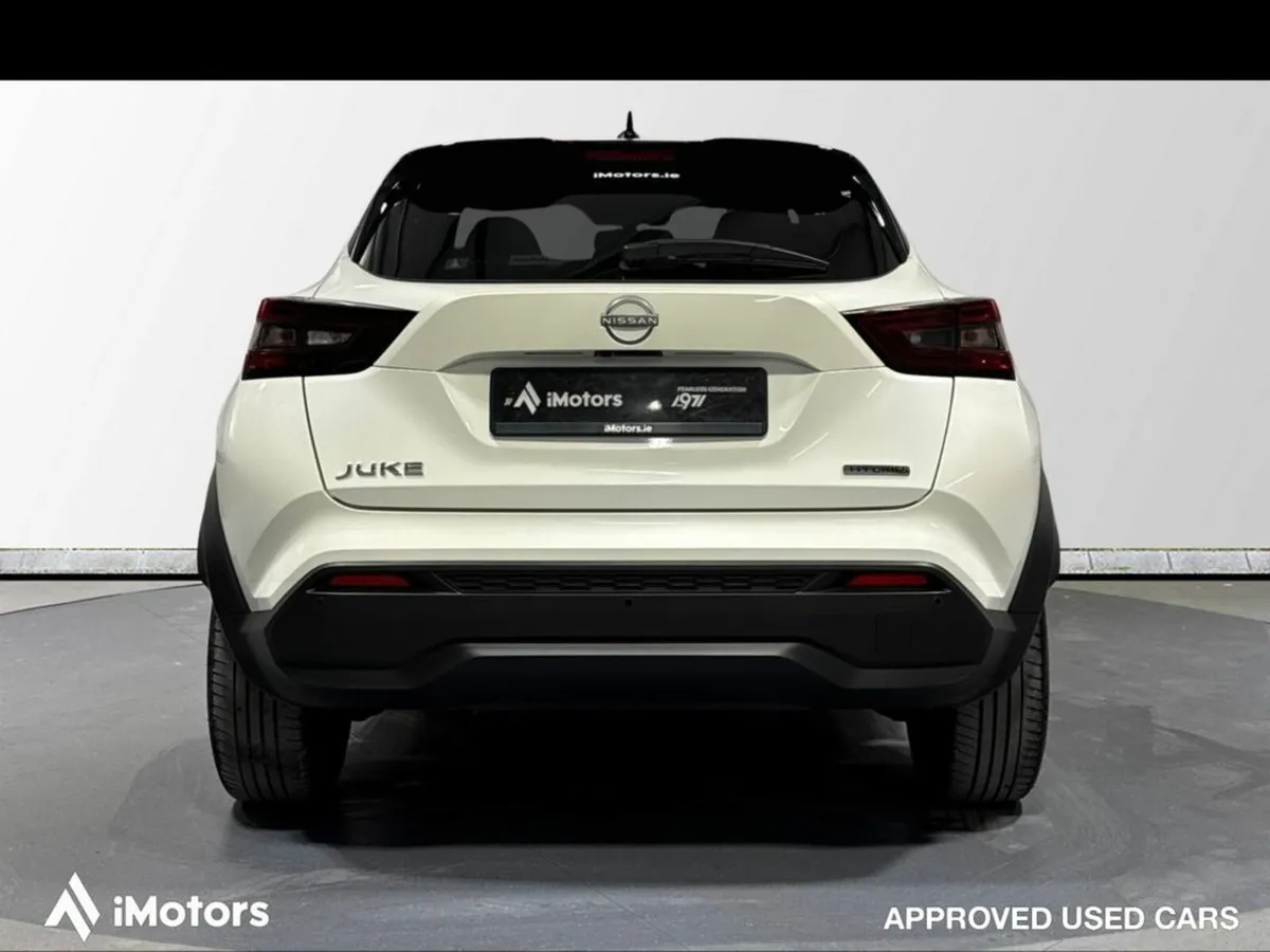 Nissan Juke 1 6 HYB SV Premium 2 tone black roof - Image 4