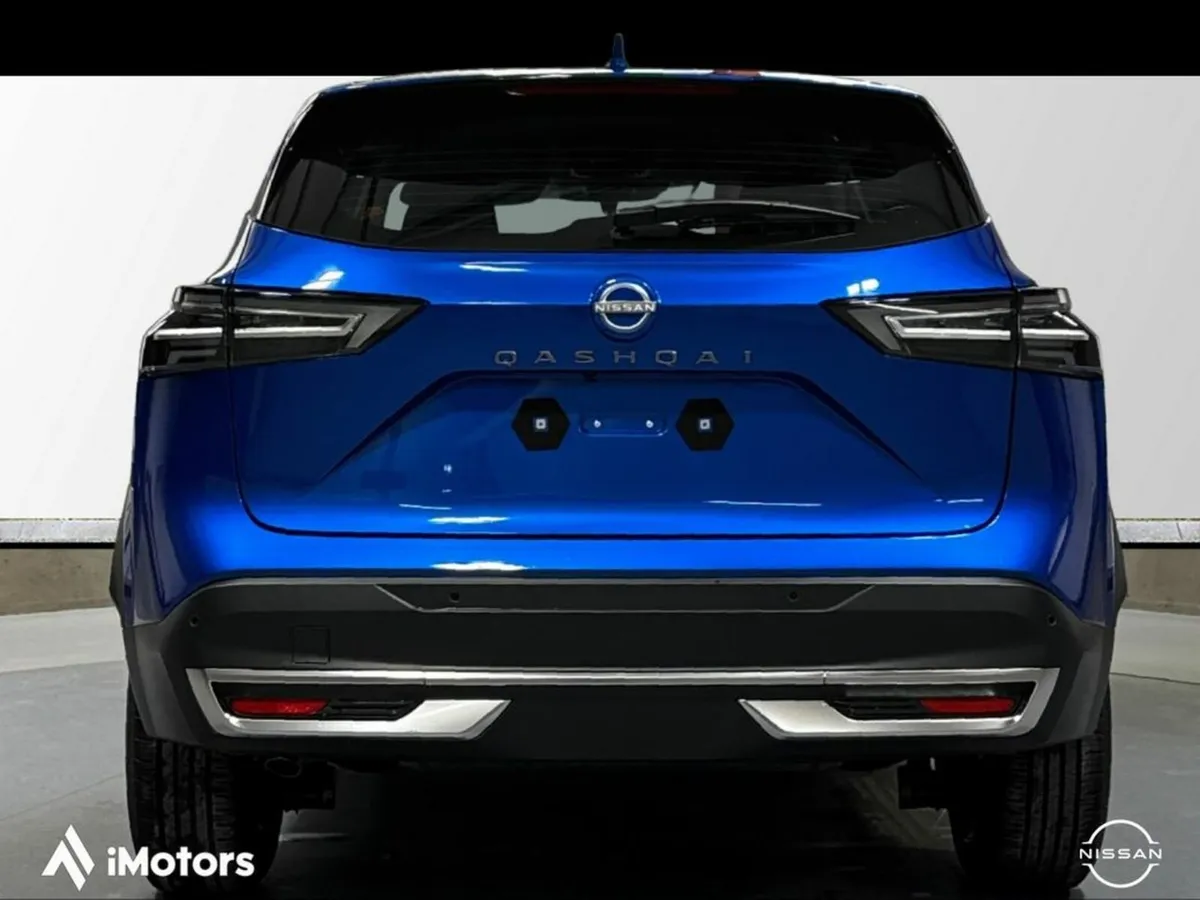 Nissan Qashqai SV Automatic Petrol - Image 4