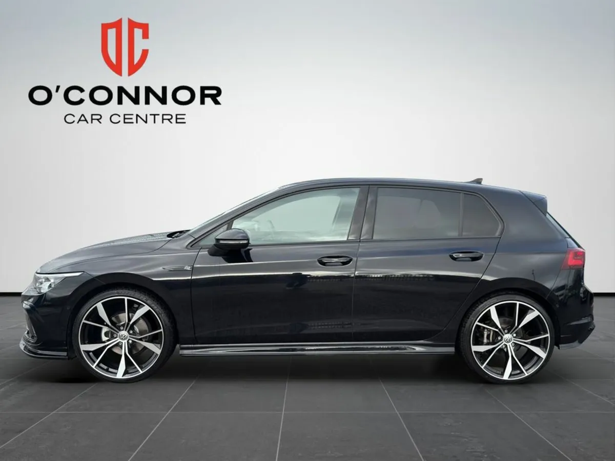 Volkswagen Golf “Looks fast standing still — and e - Image 3