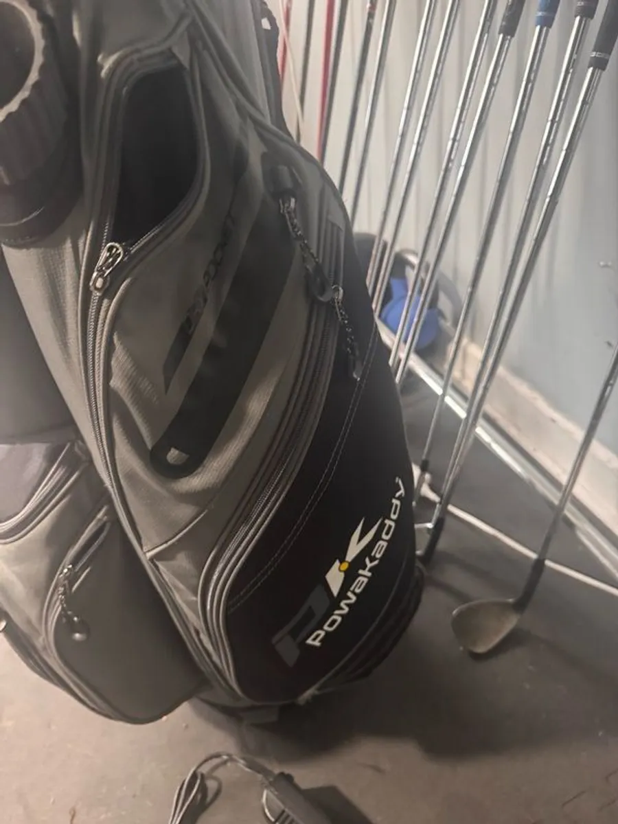 Powakaddy DLX Lite Golf bag - Image 2