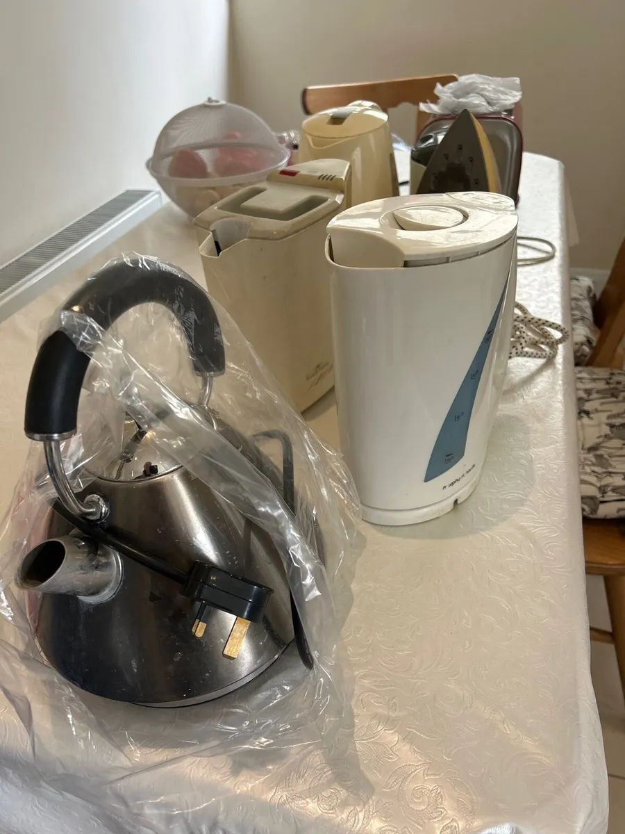 Kitchen Appliances - Image 2