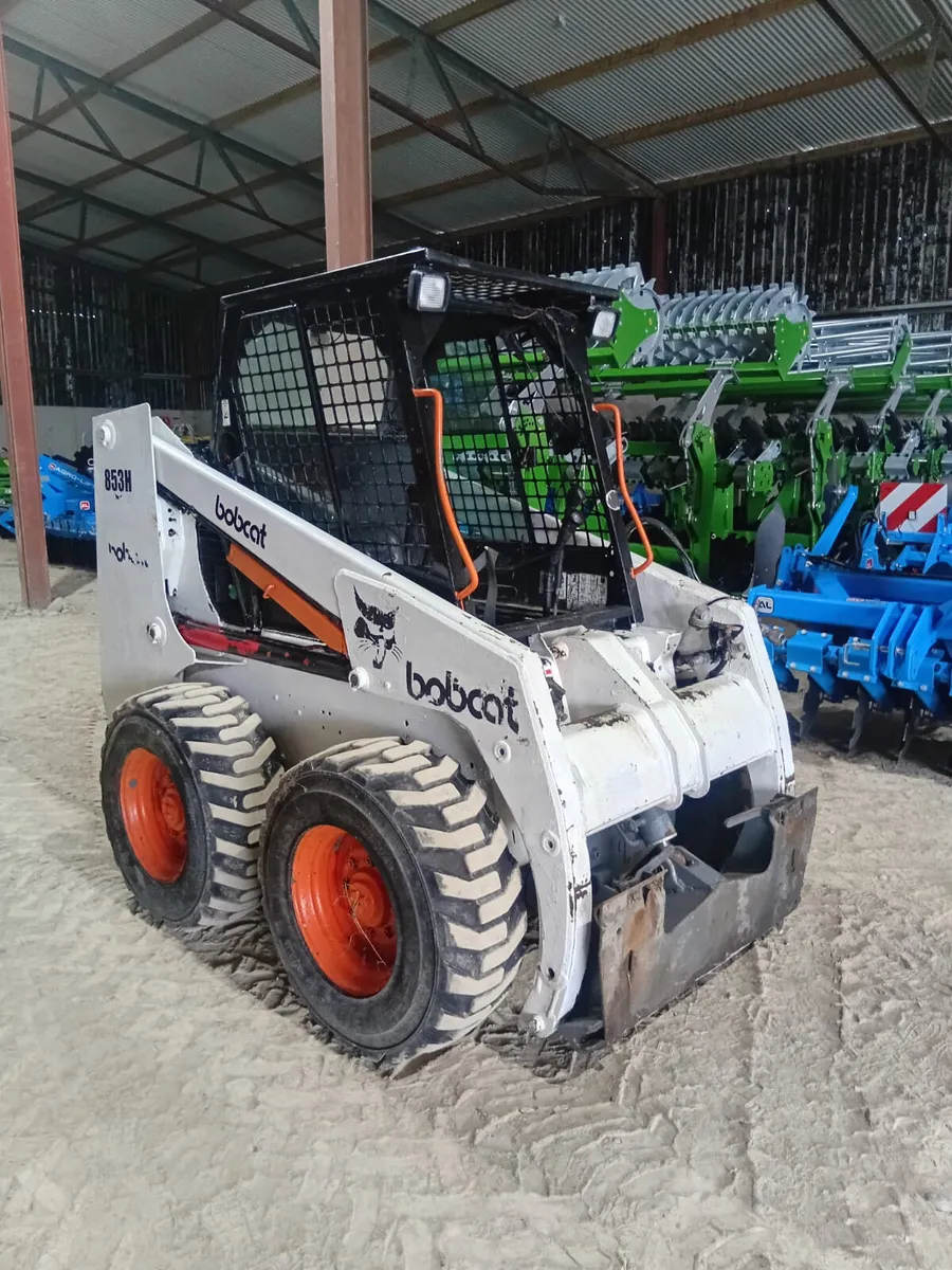 Bobcat skidsteer - Image 1