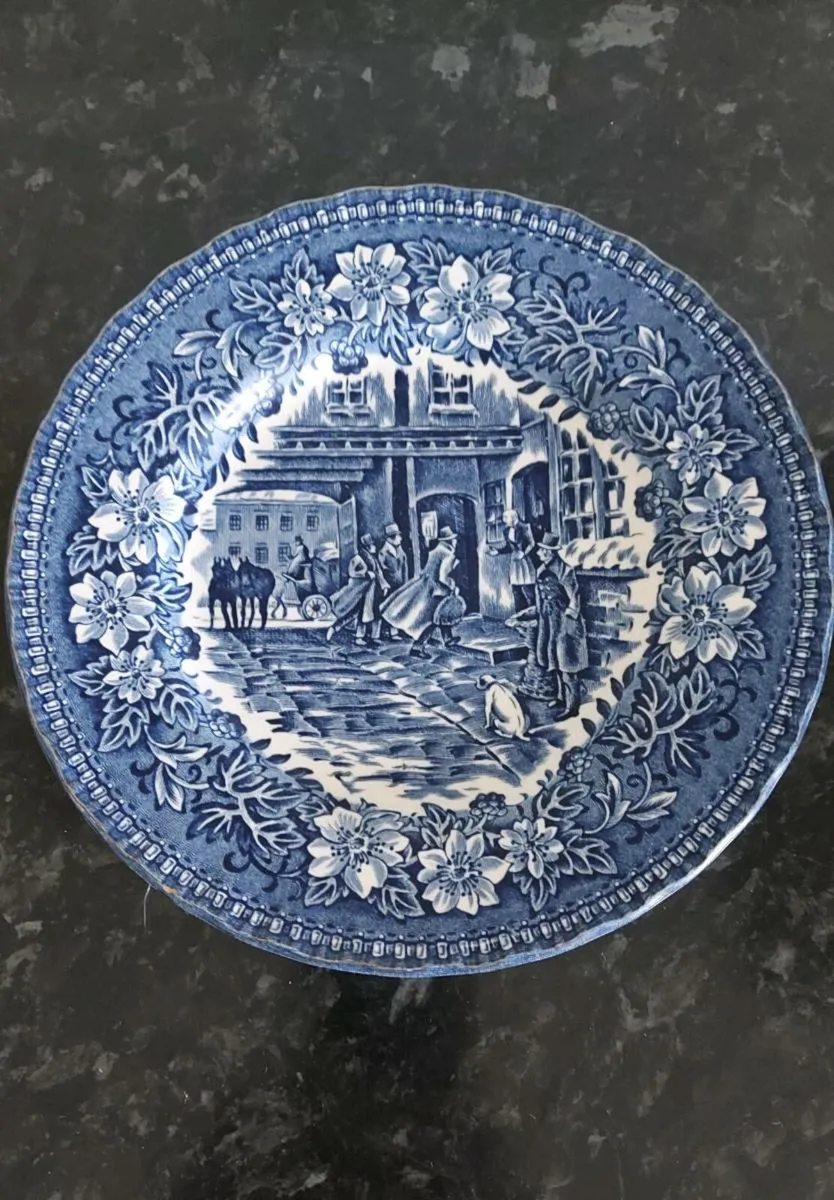 Six Royal Staffordshire side plates - Image 2