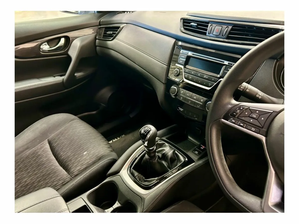 Nissan X-Trail 1.6 XE SS VAN 18 4DR €8500 - Image 4
