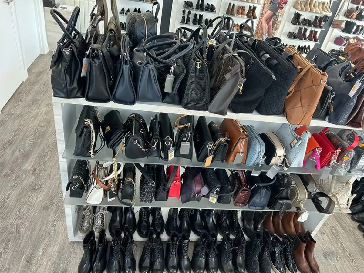 shoes & Bag Sample sale - Image 1