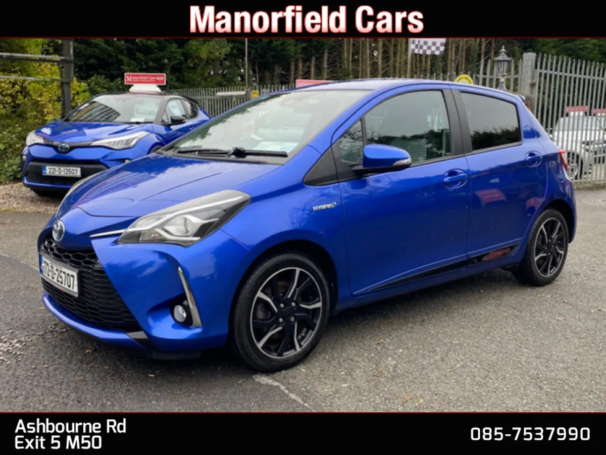 2017 172 Toyota Yaris 1.5 Petrol Hybrid Automatic - Image 4