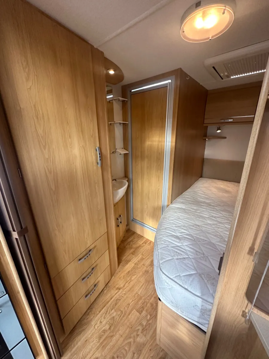 🚨 4 Berth fixed bed Lunar 🚨 - Image 3