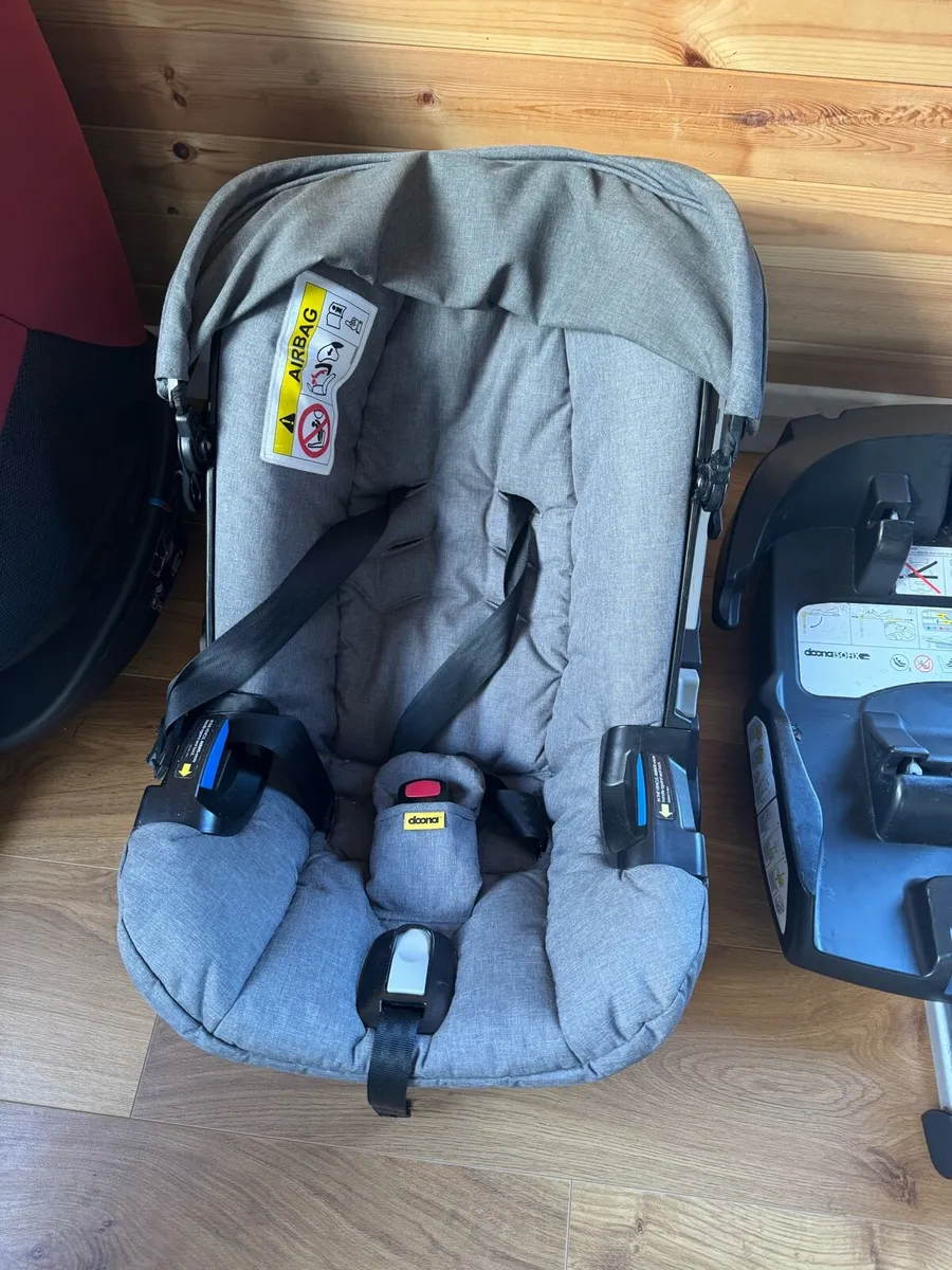 Car Seat - Image 1