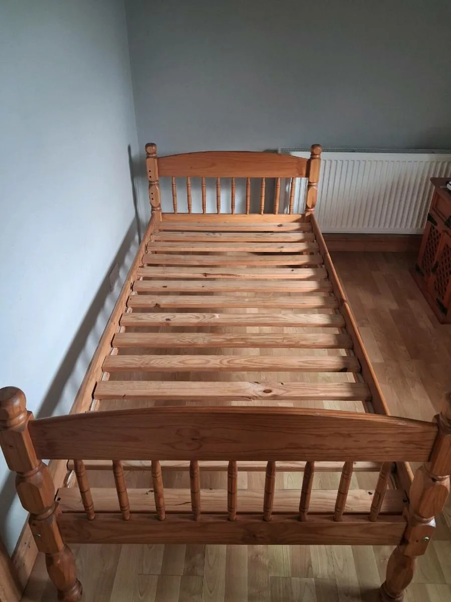 x2 single beds - Image 3