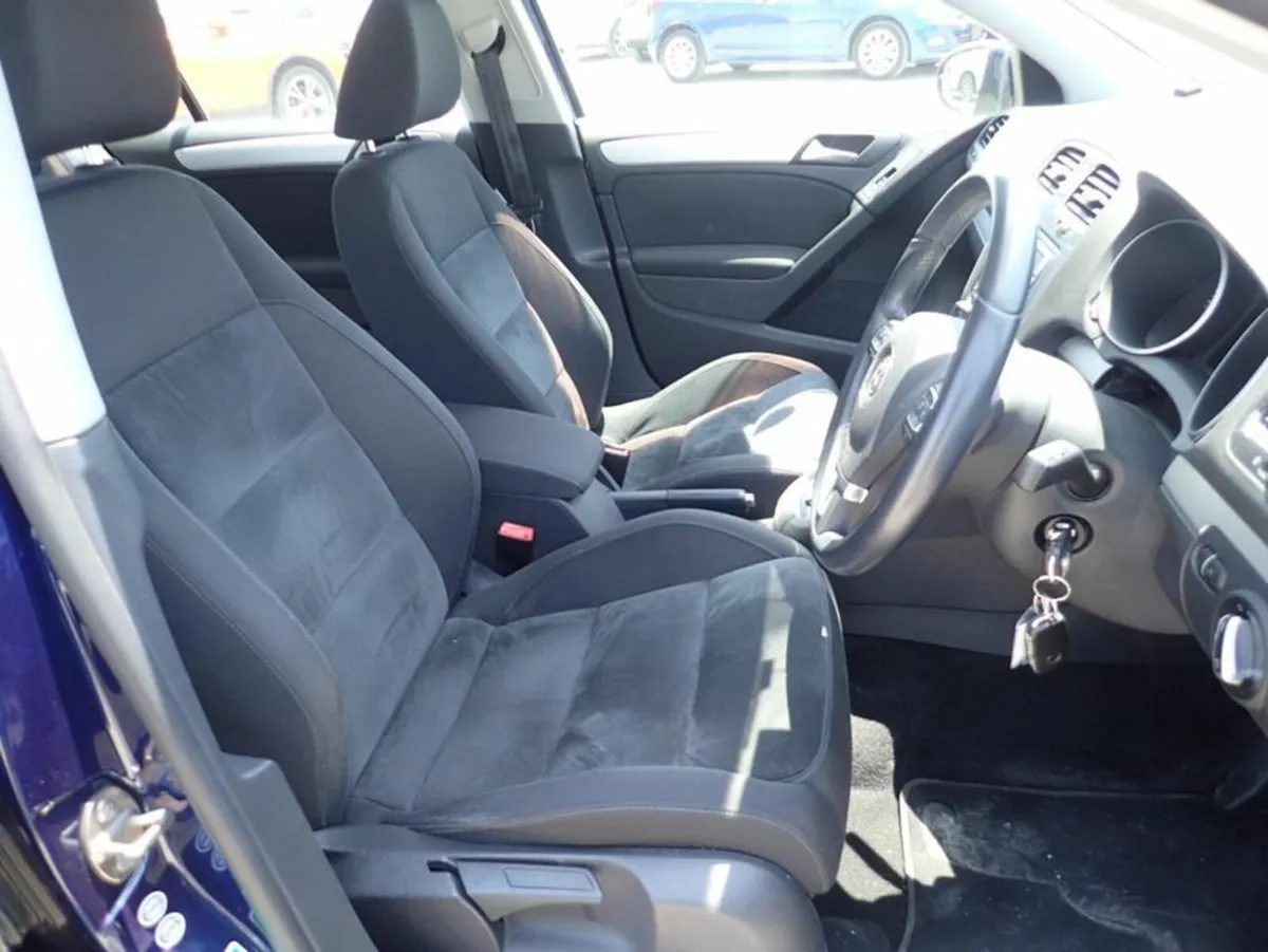 Volkswagen Golf 1.4 - Image 2
