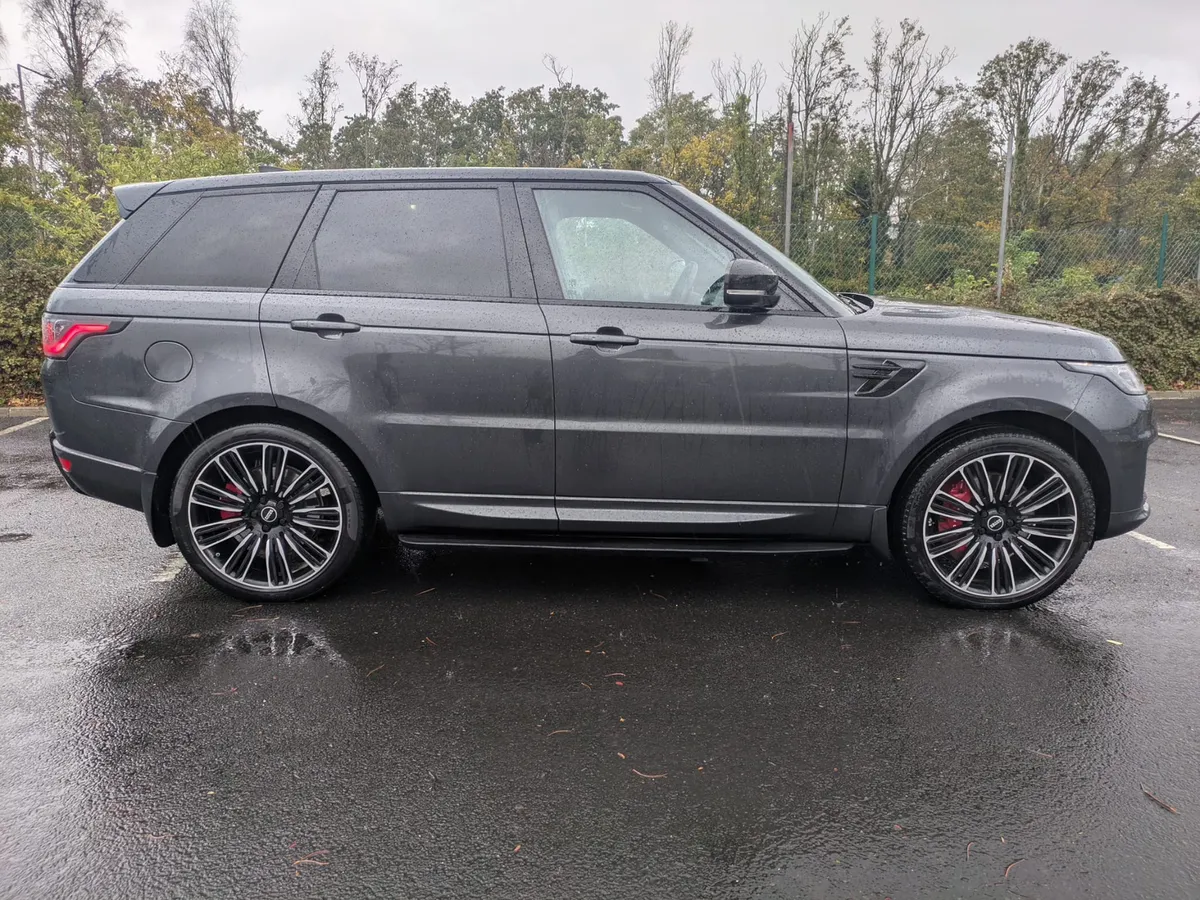 2021 RANGE ROVER SPORT HSE DYNAMIC HYBRID P400 - Image 2