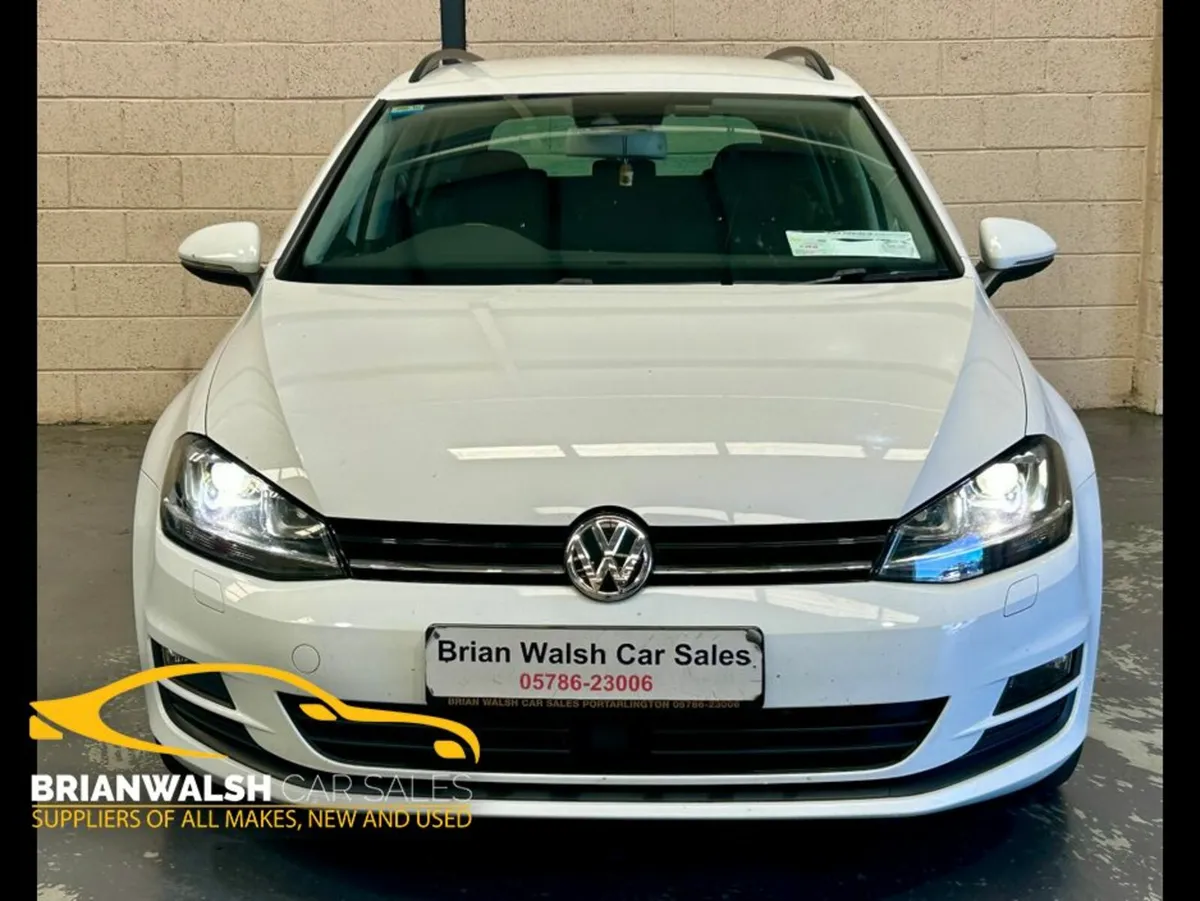 Volkswagen Golf 5DR AUTO - Image 3