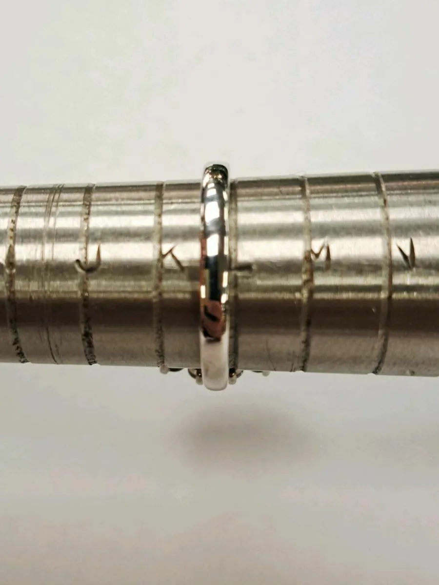 9K White Gold Amethyst Ring 9CT - Image 2