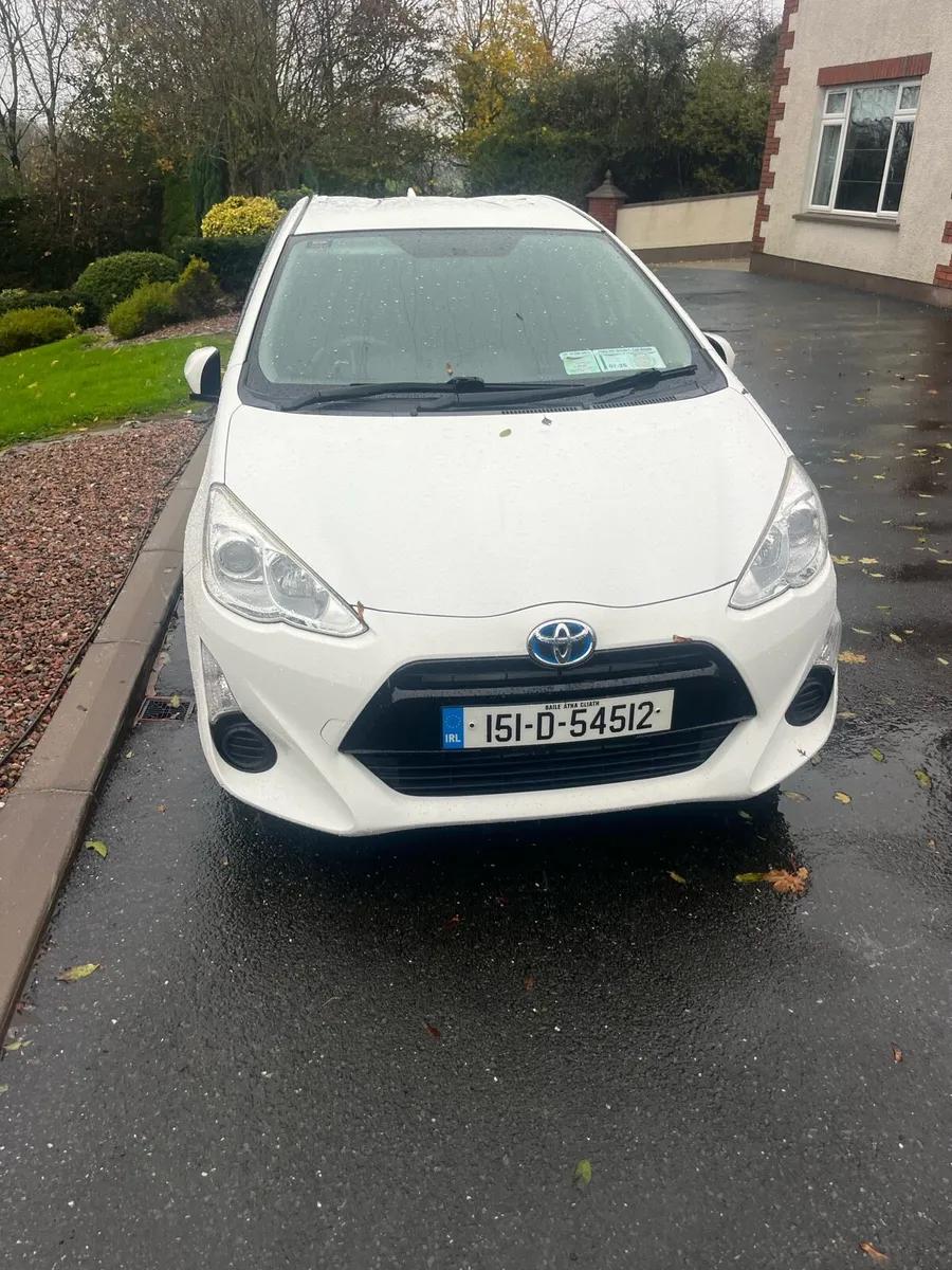 2015 Toyota Aqua - Image 1