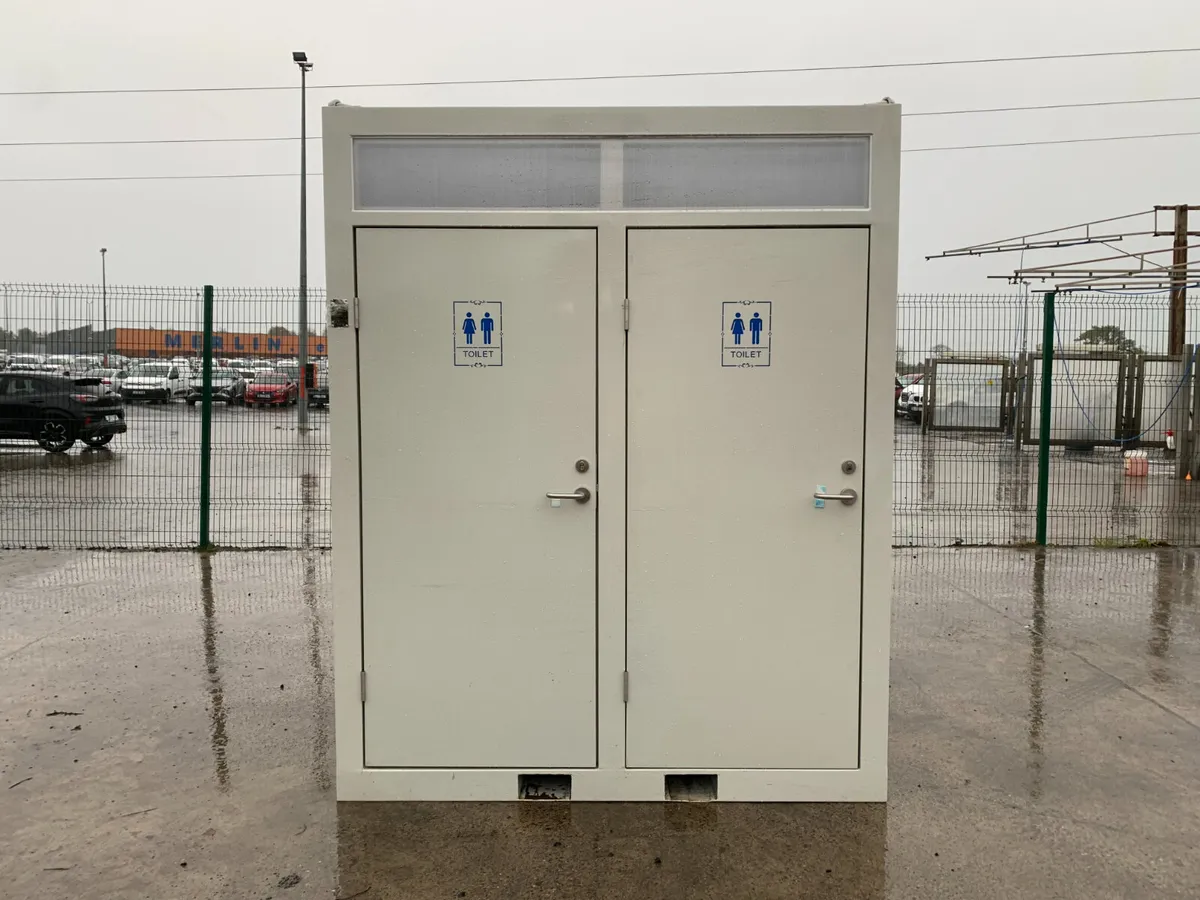 BID ONLINE NOW - NEW/UNUSED TOILET UNITS FOR AUCT - Image 1