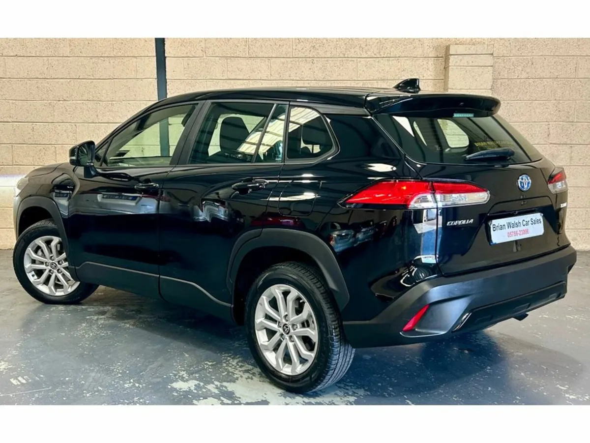 Toyota Corolla Cross CROSS LUNA 1.8 4DR AUTO - Image 4
