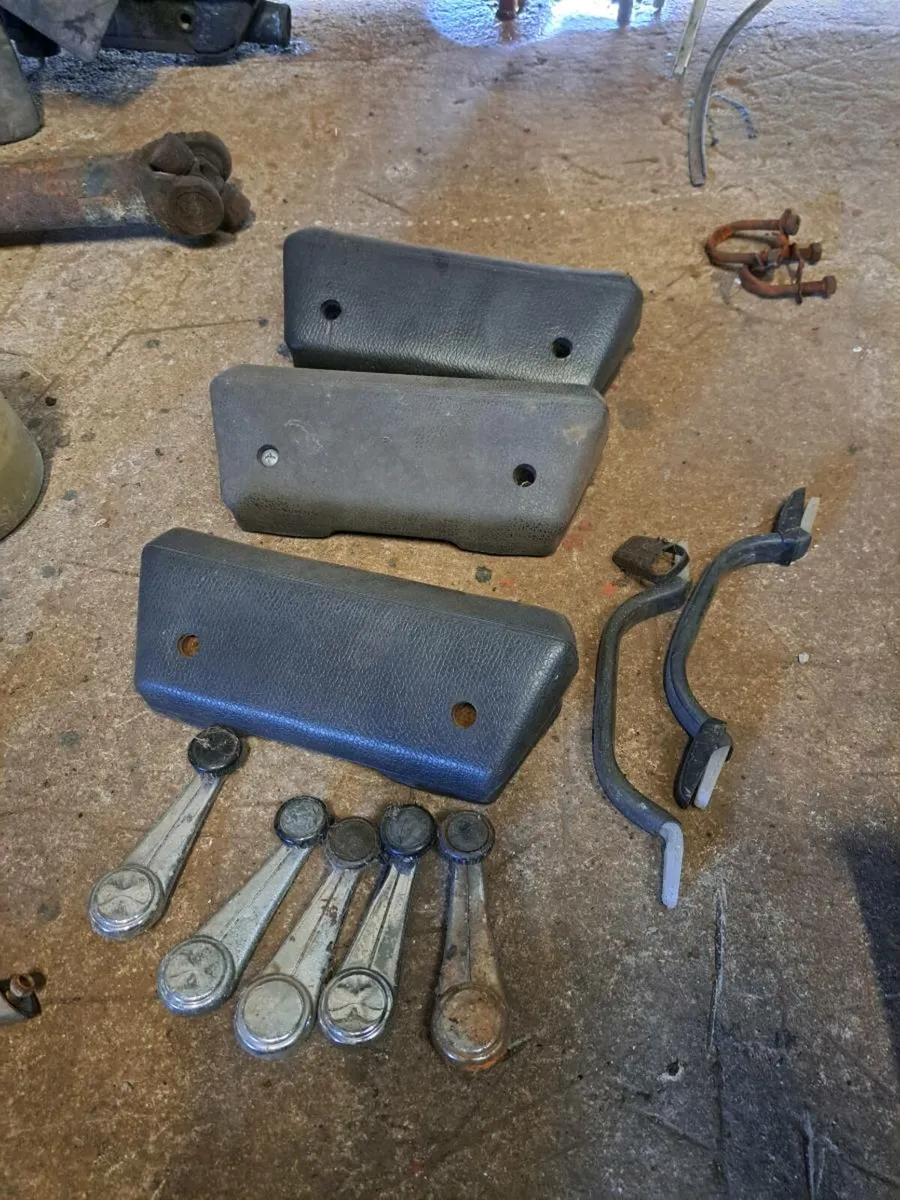 Opel manta a parts - Image 3