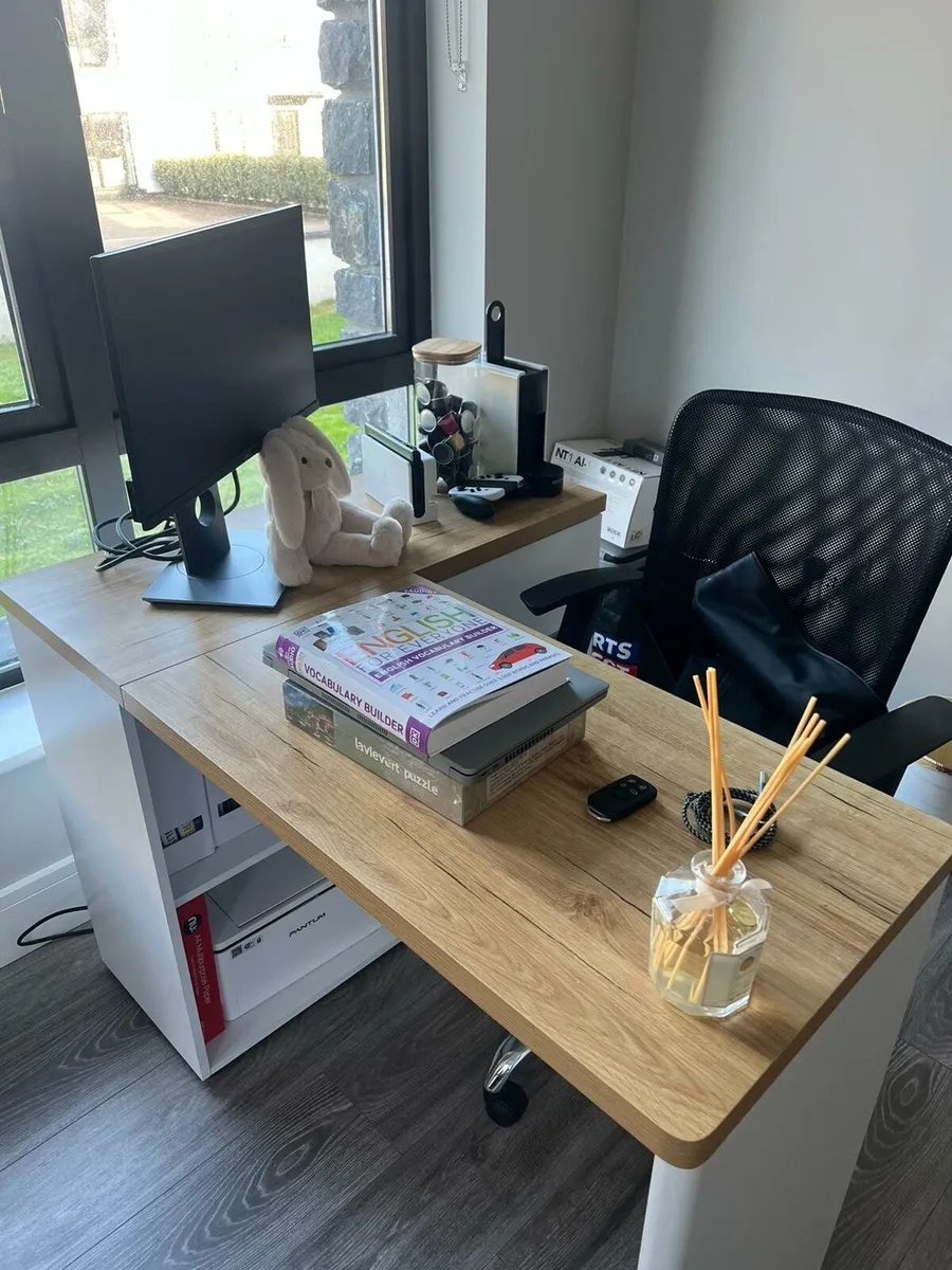 Latitude Run Hollice L-Shape Desk – Excellent Cond - Image 1