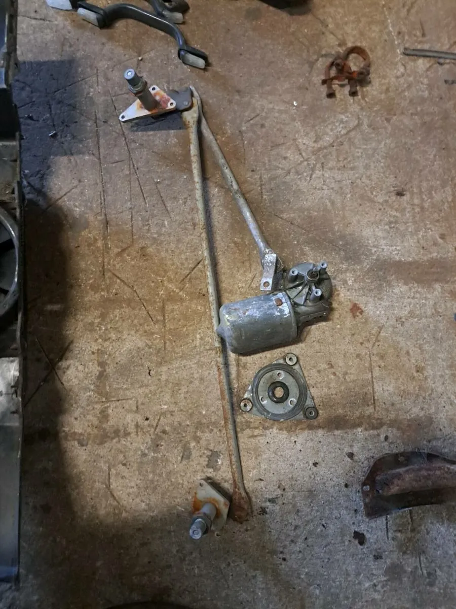 Opel manta a parts - Image 4