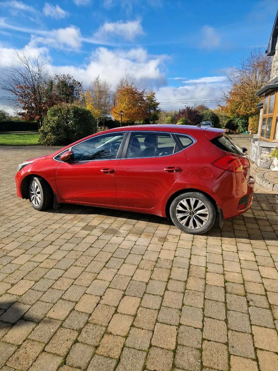 Kia Ceed - Image 2