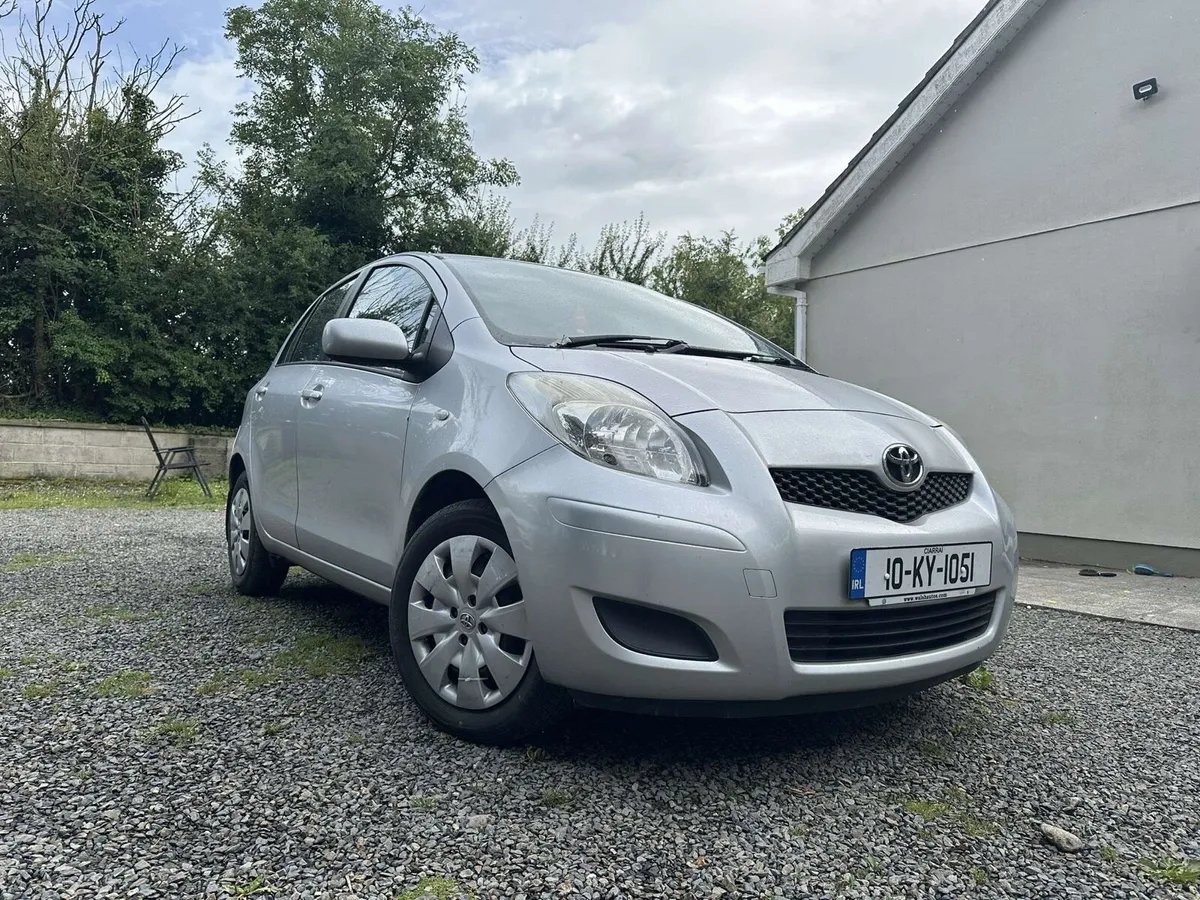 Yaris Luna 2010 - Image 2