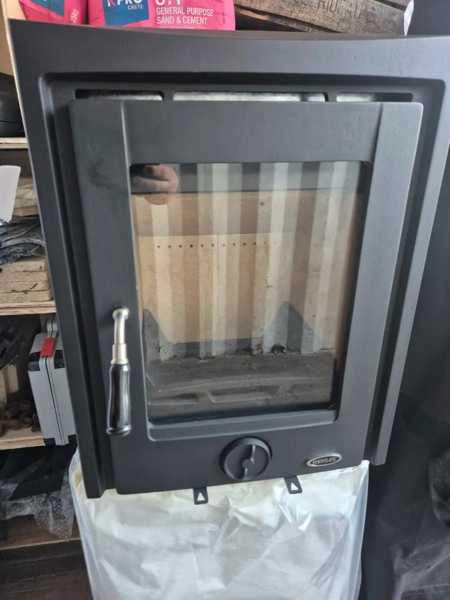 Henley inset  stove - Image 1