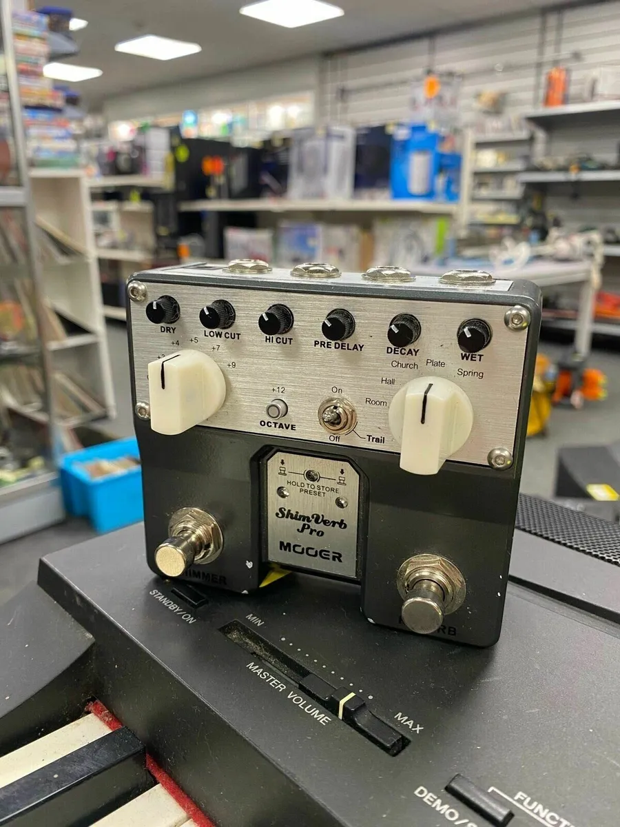 Mooer Shimverb Pro Modular Shimmer & Reverb - Image 2