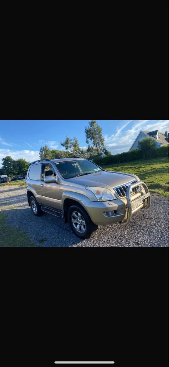 2005 Toyota Land Cruiser SWB Tax 9/26 Doe 11/26 - Image 2