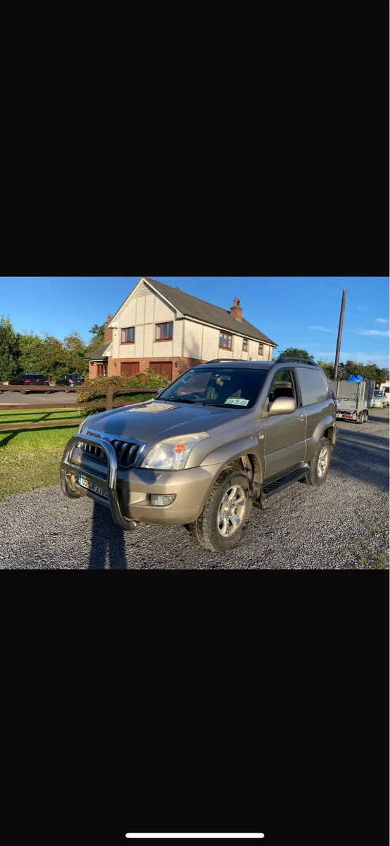 2005 Toyota Land Cruiser SWB Tax 9/26 Doe 11/26 - Image 4