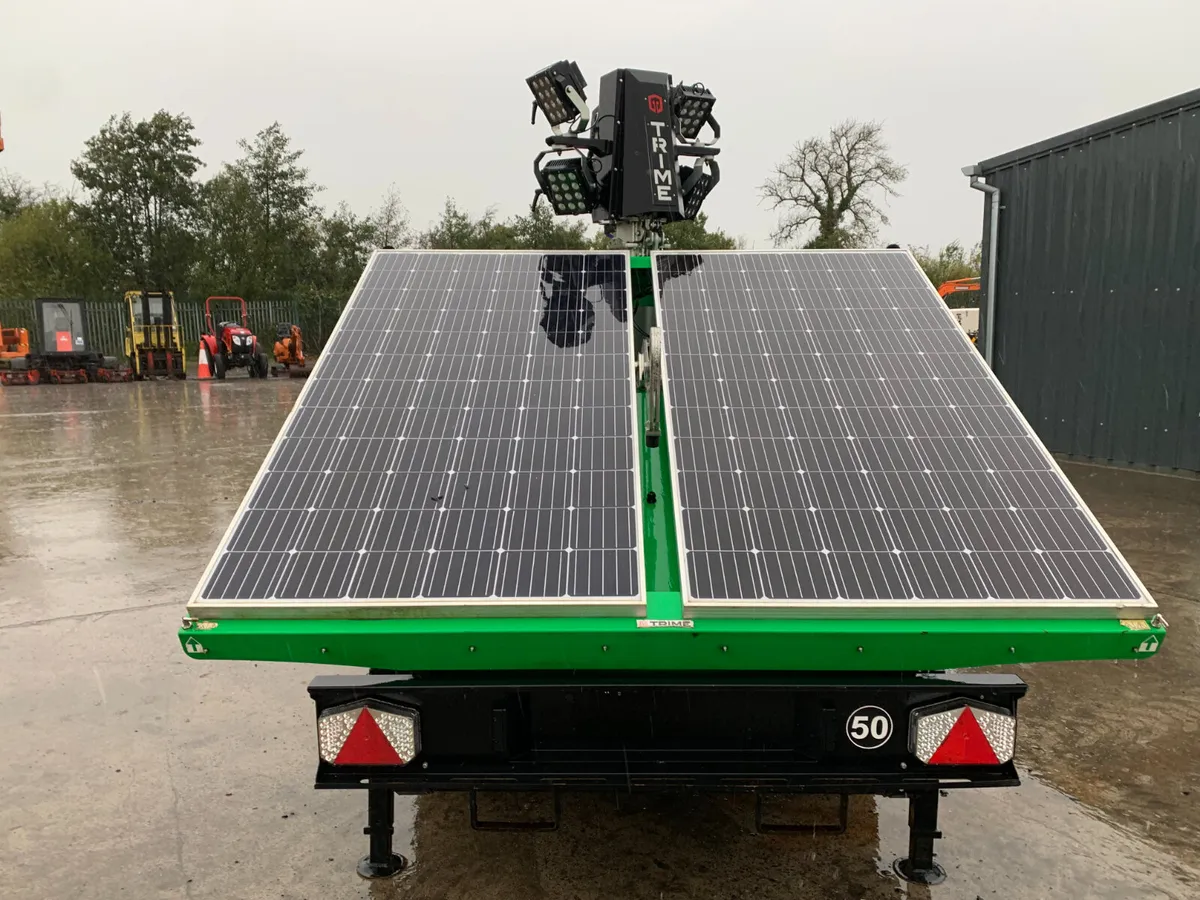 BID ONLINE NOW - 2020 TRIME SOLAR POWER LED LTOWER - Image 4