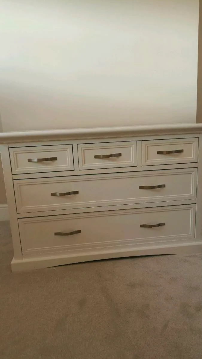 Heavy Chest of Drawers - Image 1