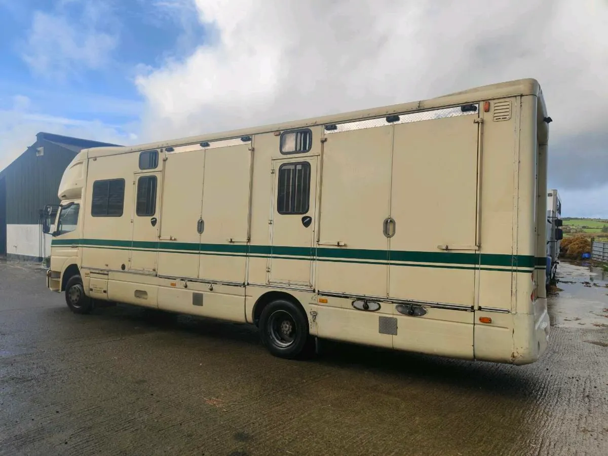Horse lorry - Image 3