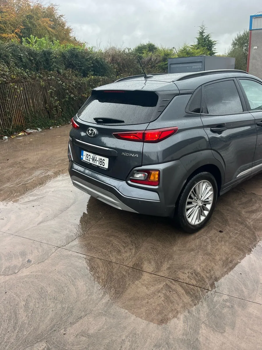 2019 Hyundai kona crdi - Image 3