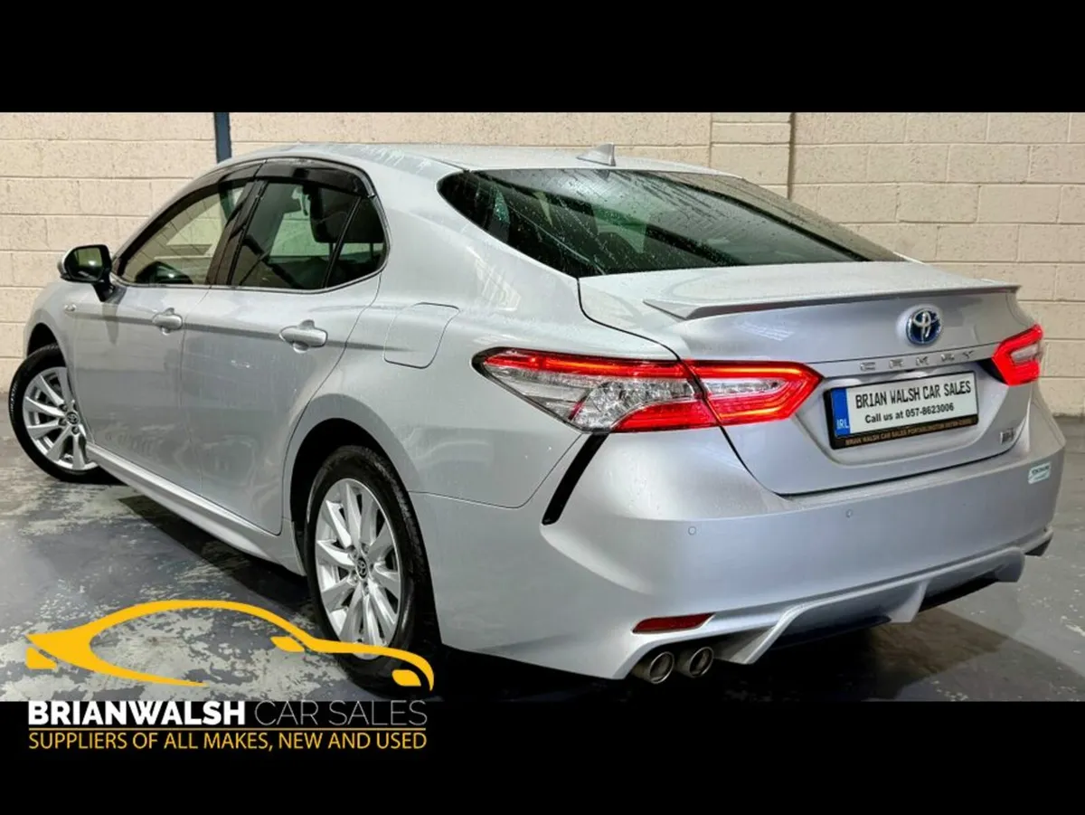 Toyota Camry WS Leather - Image 2