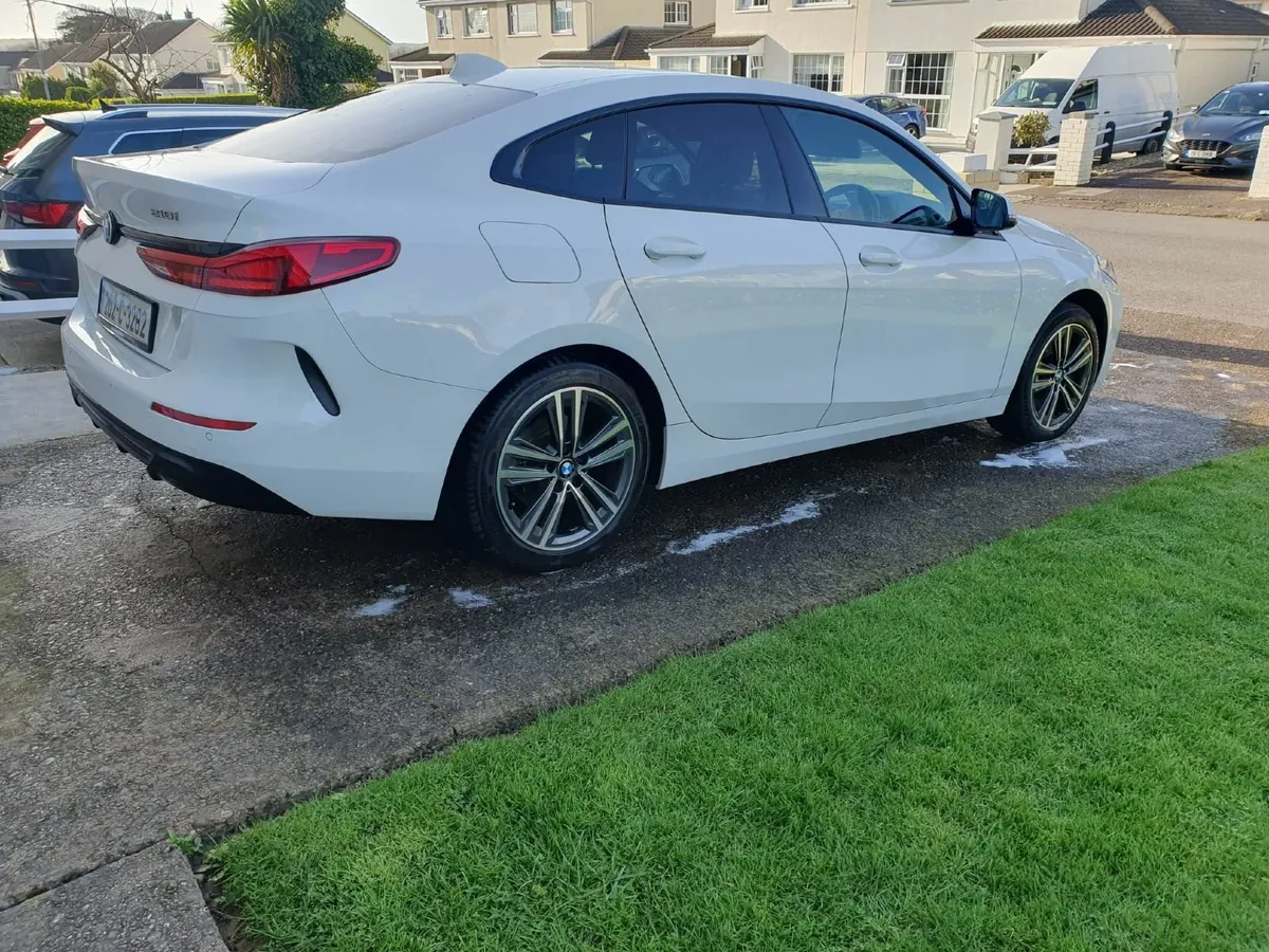 BMW 218i Gran Coupe Sport (2020)