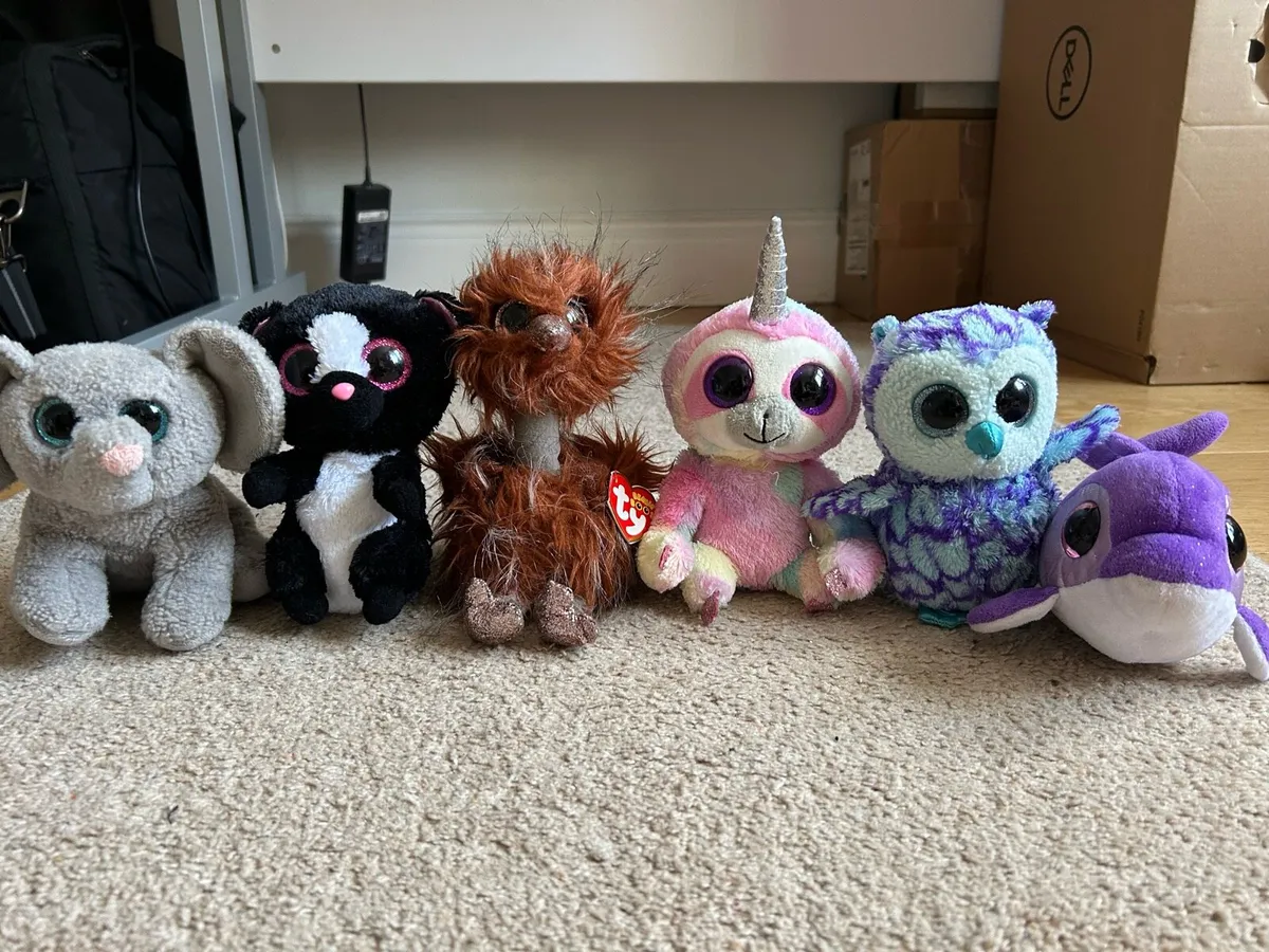 Teddies - Image 1