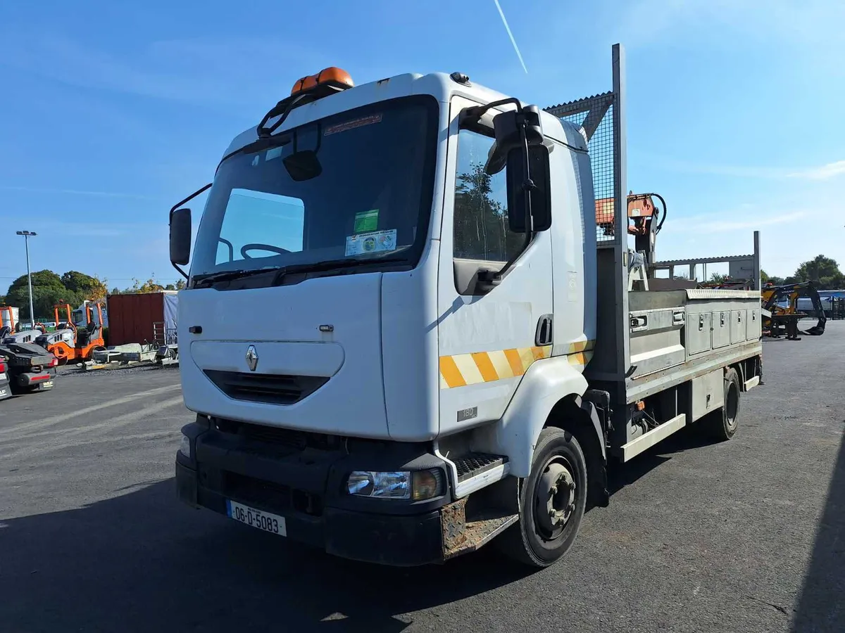 2006 Renault Midlum Truck For Auction - Image 1