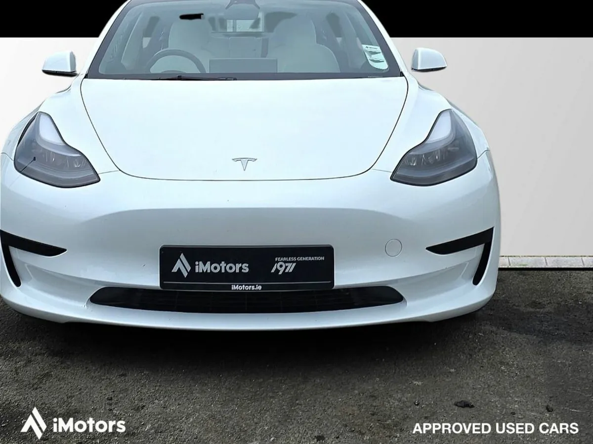 Tesla Model 3 RWD 4D - Image 3