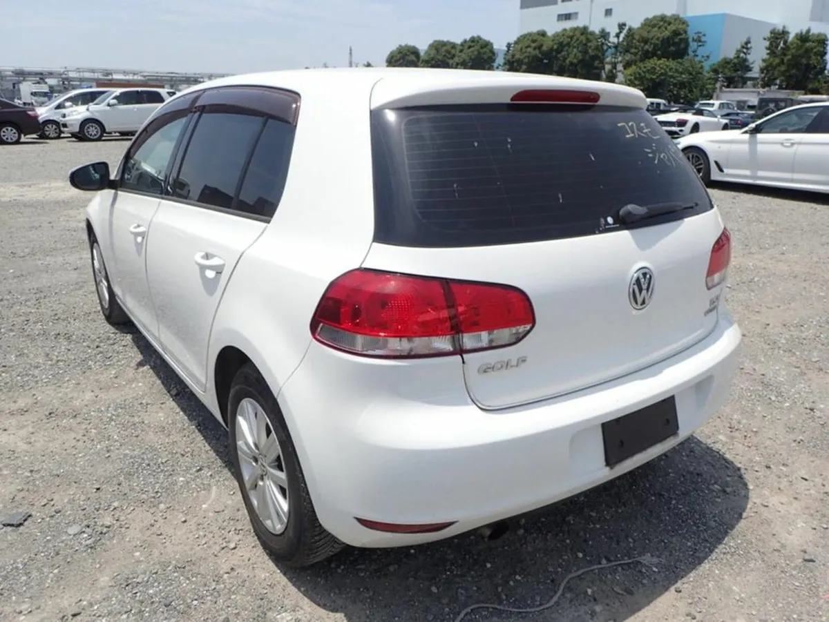 Volkswagen Golf 1.2 - Image 3