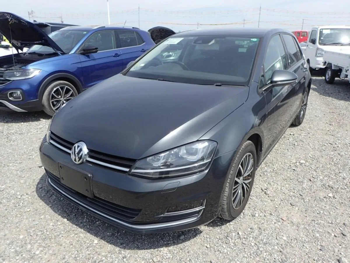 Volkswagen Golf 1.2 All Star - Image 1