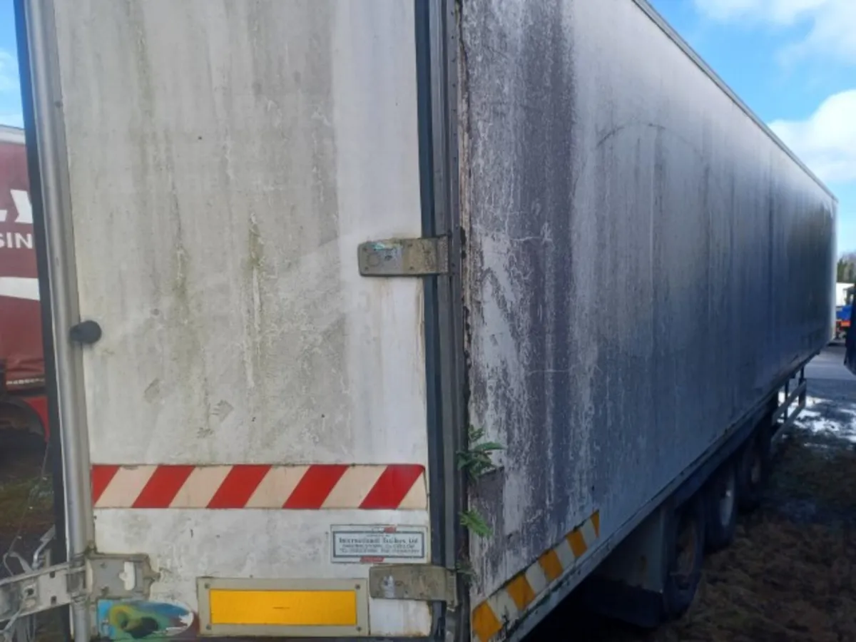 1998 Chereau  Thermo  Fridge Trailer For Auction - Image 3