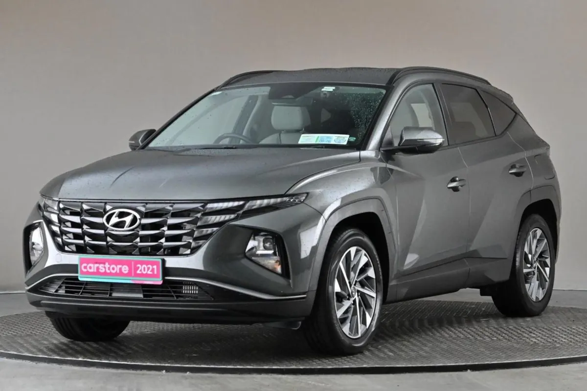 Hyundai Tucson 1.6 D Executive 6spd  full Beige L - Image 3