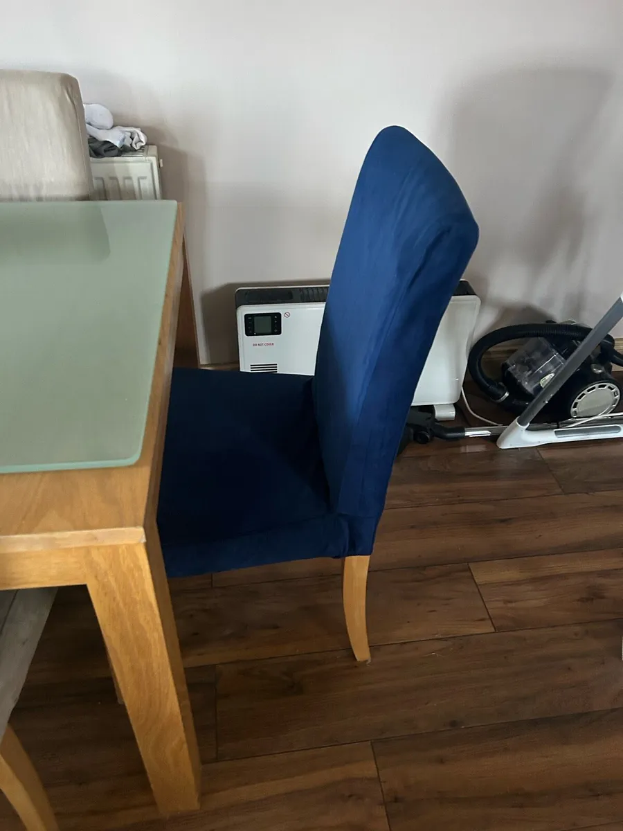 Dining table and chairs - Image 3