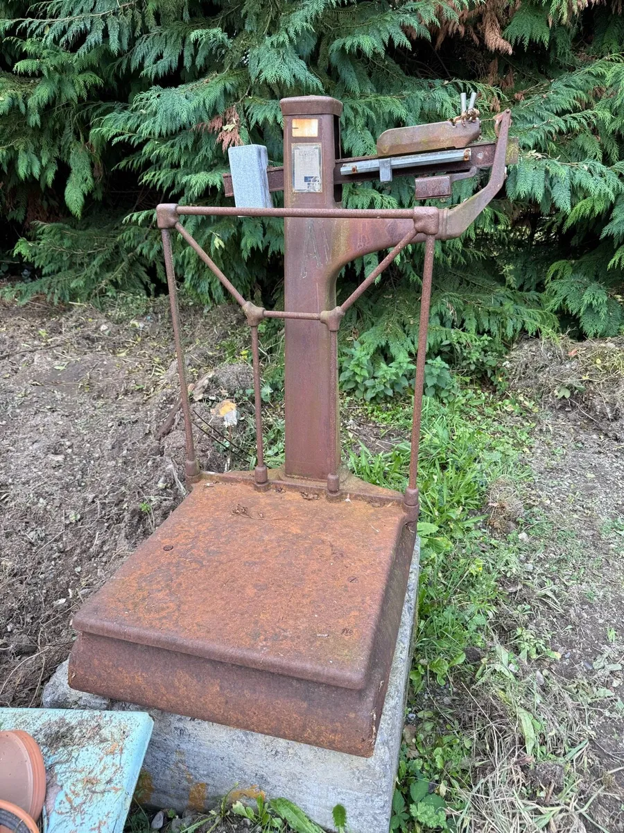 Antique Avery Scales - Image 1
