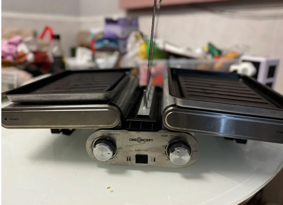 Double Grill - Image 1