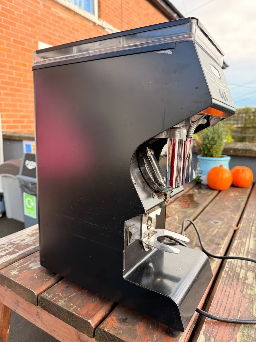 Victoria Mythos One Coffee Grinders - Image 3