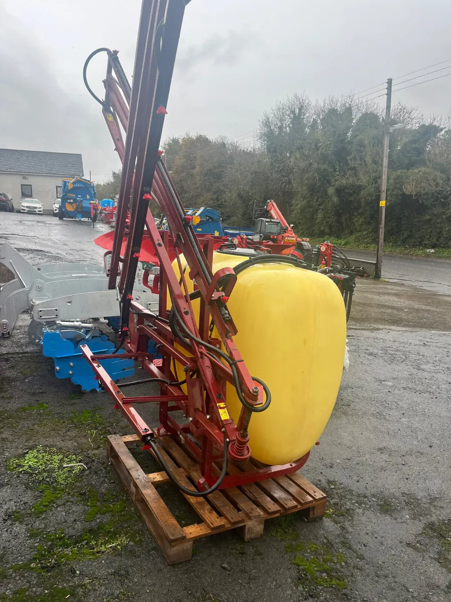 Used Hardi 800Ltr 12 M Boom Sprayer - Image 2