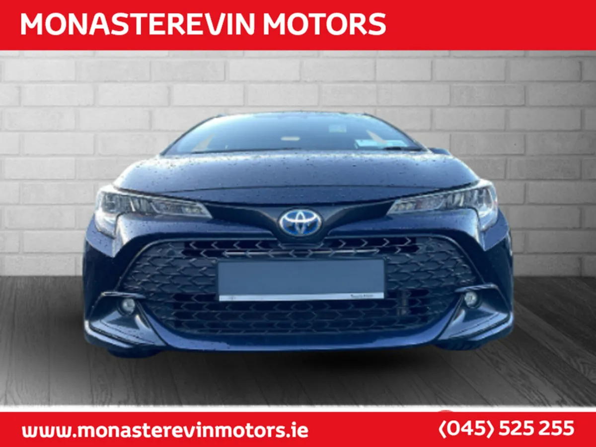 Toyota Corolla HYBRID LUNA T/S 4DR AUTO - Image 3